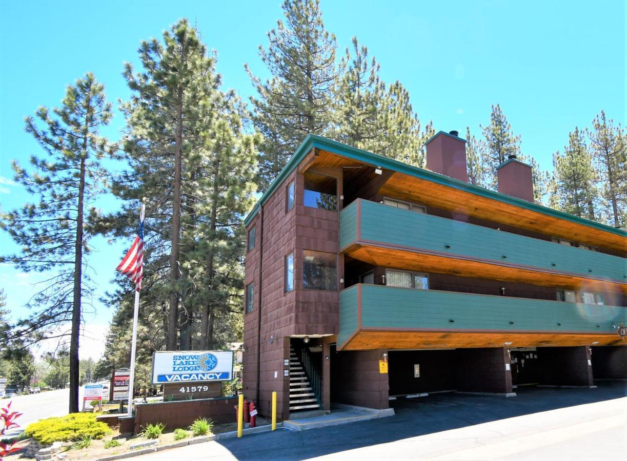 Getaways At Snow Lodge
