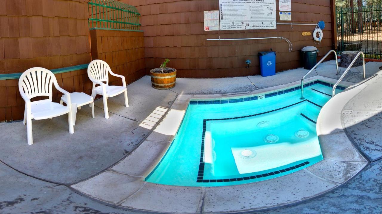 Getaways At Snow Lodge