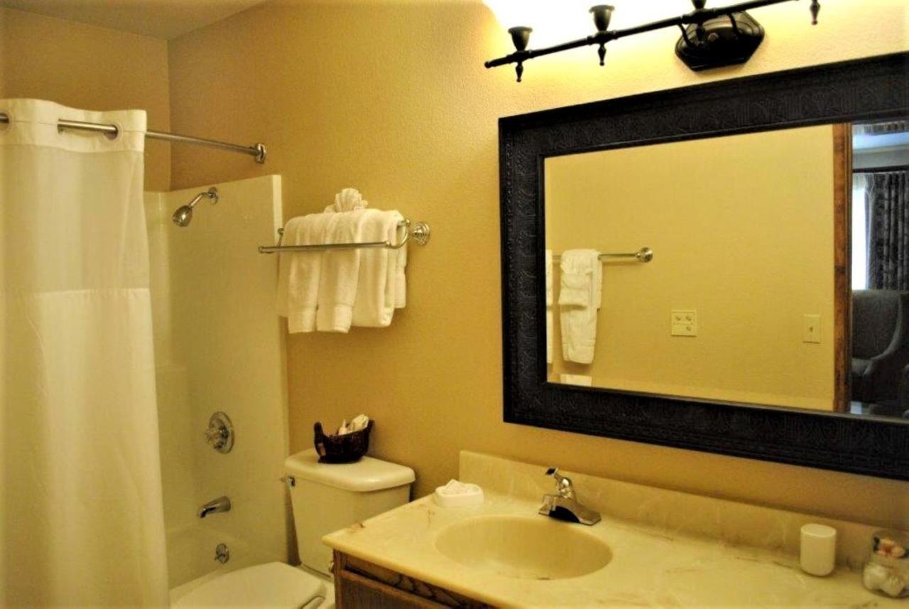 Getaways At Snow Lodge *